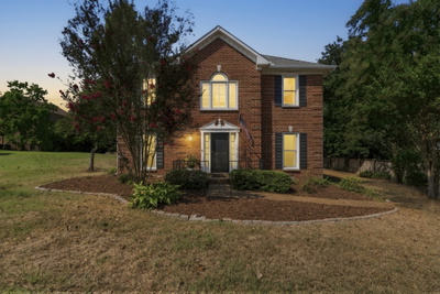 7305 River Park Dr