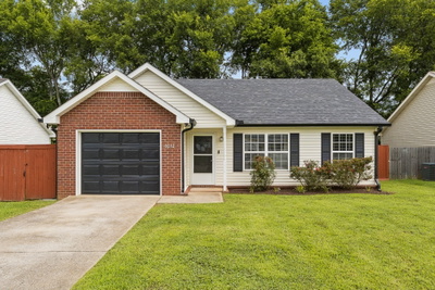 3012 Roscommon Dr