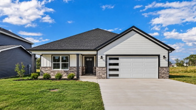 2736 Brewster Dr