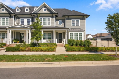 3000 Long Branch Cir