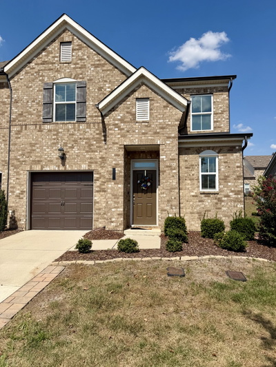 416 Deveron Dr