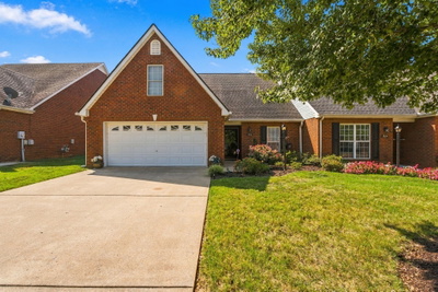 366 Golfview Ct