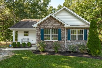 1028 Chris Dr