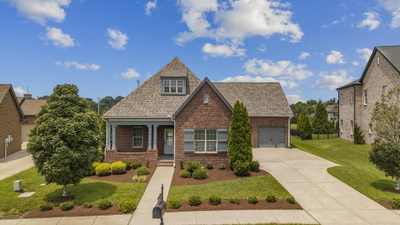 307 Colt Ave