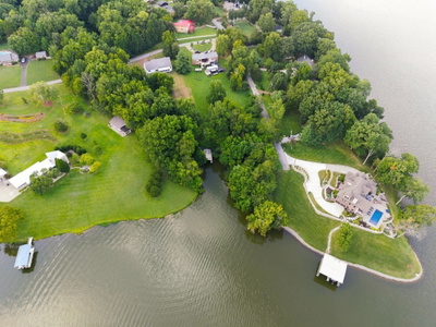 322 Winding Way