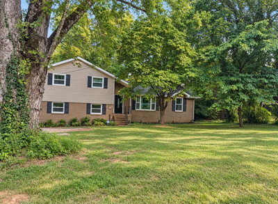 1215 Parkview Ter
