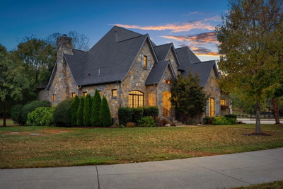4020 Jessica Ln