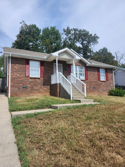 355 Donna Dr