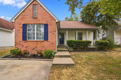 1016 Looby Cir