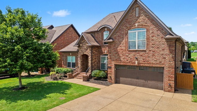 103 Shady Hollow Dr