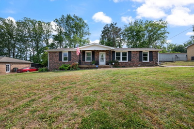 208 Bass Dr