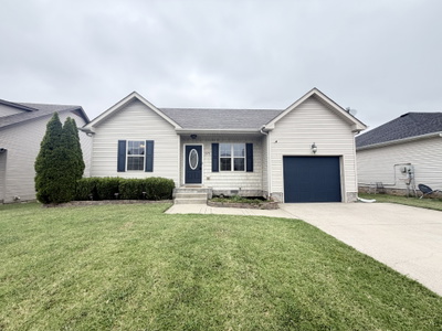 671 Fox Trail Ct