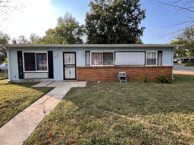 2223 Sycamore Cir