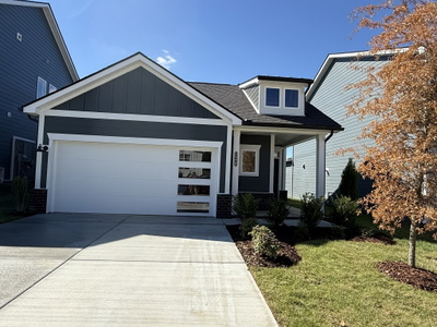 2175 Mackinac Bend