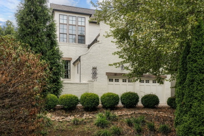 2030 Castleman Dr
