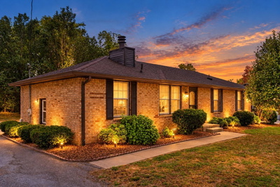 136 Creekwood Ln