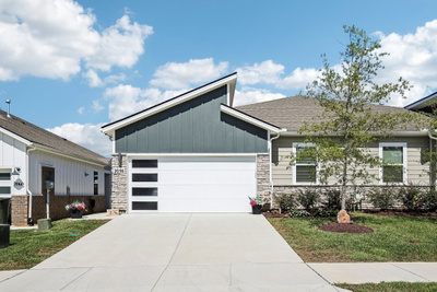 2056 Holmesburg Pvt Cir