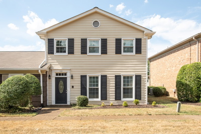 128 Boxwood Dr