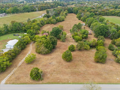 2480 Leeville Rd