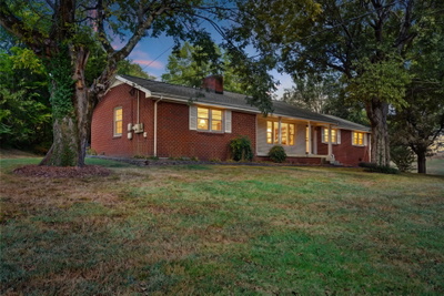 1106 Cartwright Cir, N
