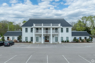 1325 W Main St