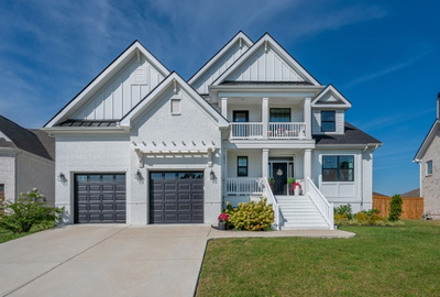 1071 Oakhall Dr