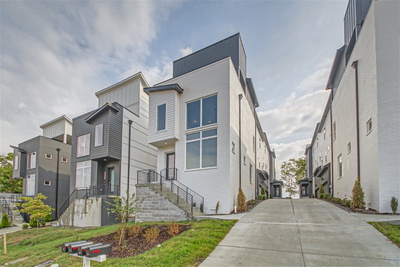 2710A Larmon Dr