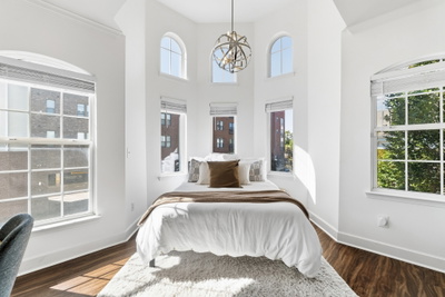 7009 Lenox Village Dr