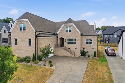 2037 Bocage CIR