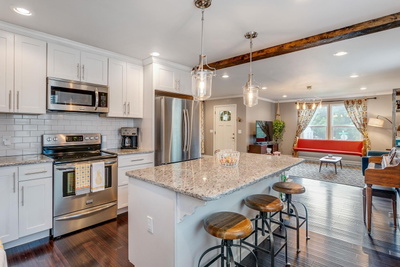 809 Maplewood Pl