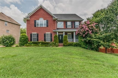 1465 Red Oak Dr