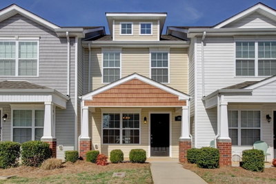 303 Sam Houston Circle