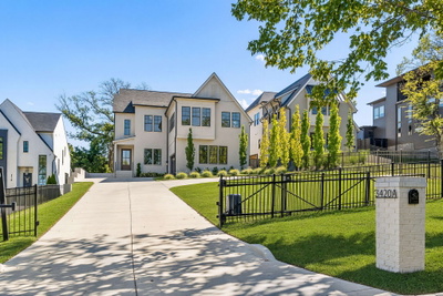 3420A Golf Club Ln