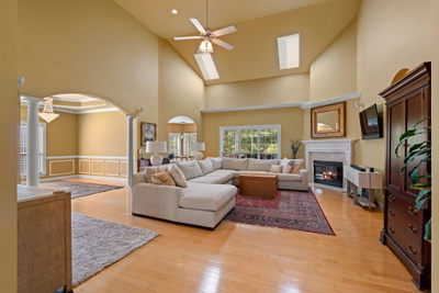 805 Huntwood Pl