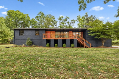 1900 Rosewood Valley Dr