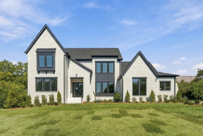 713 Adkisson Ln