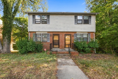 3147 Lakeland Dr