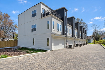 1016 W Kirkland Ave