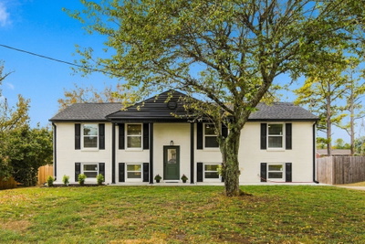 407 Lynn Dr