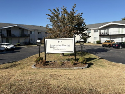 613 Hillsboro Rd