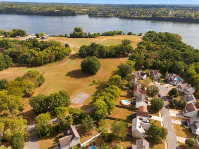 159 Waters Edge Ln