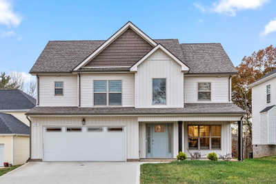 1158 Old Charlotte Trce