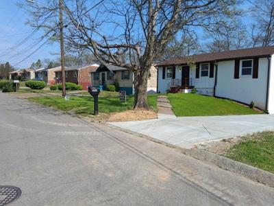 3318 Olsen Ln, NW