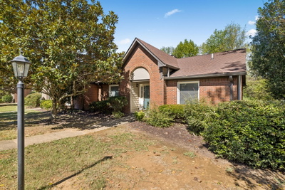 224 Highland Villa Cir