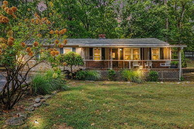 313 Davis Corner Rd