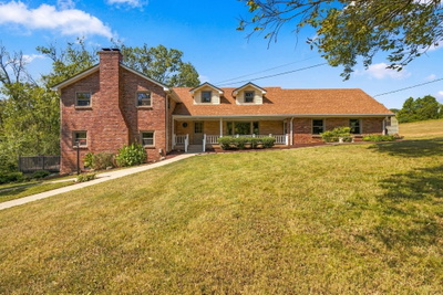 301 Rosehill Dr