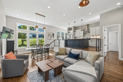 2605D Traughber Dr