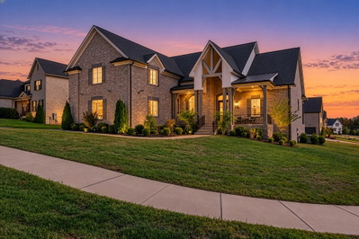 1011 Keeneland Dr