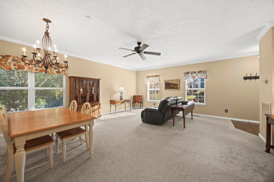 1225 Park Run Dr