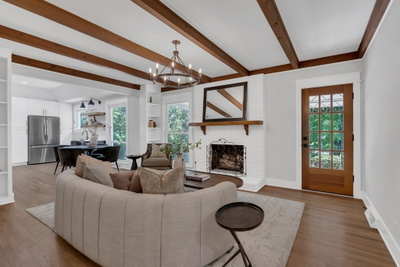 608 Hill Rd